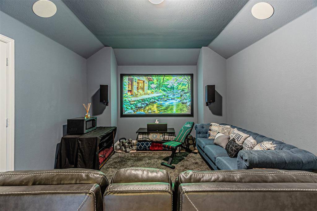 5721 Diamond Valley Drive, Fort Worth, TX 76179
