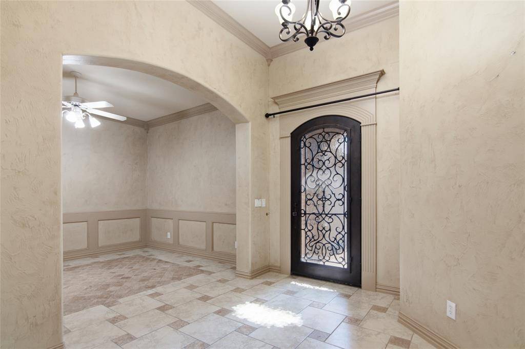 502 Lismore Drive, Mansfield, TX 76063