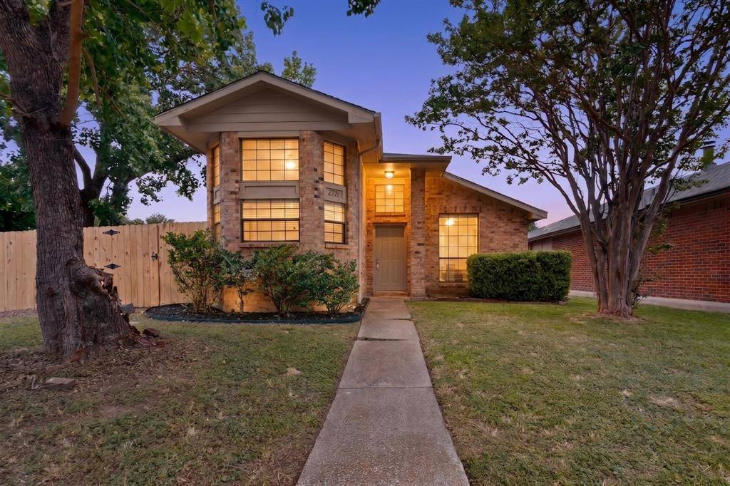2521 Winter Oak Street, Dallas, TX 75227