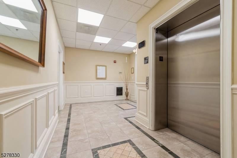316 South Ave #312, Fanwood Boro, NJ 07023