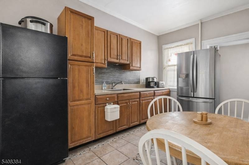 50-52 Irving Pl, Passaic City, NJ 07055