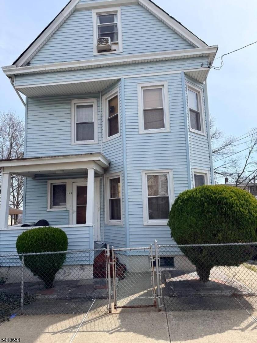 106 N 6Th St, Paterson City, NJ 07522