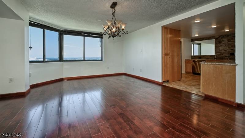 2140 Harmon Cove Tower #2140, Secaucus Town, NJ 07094