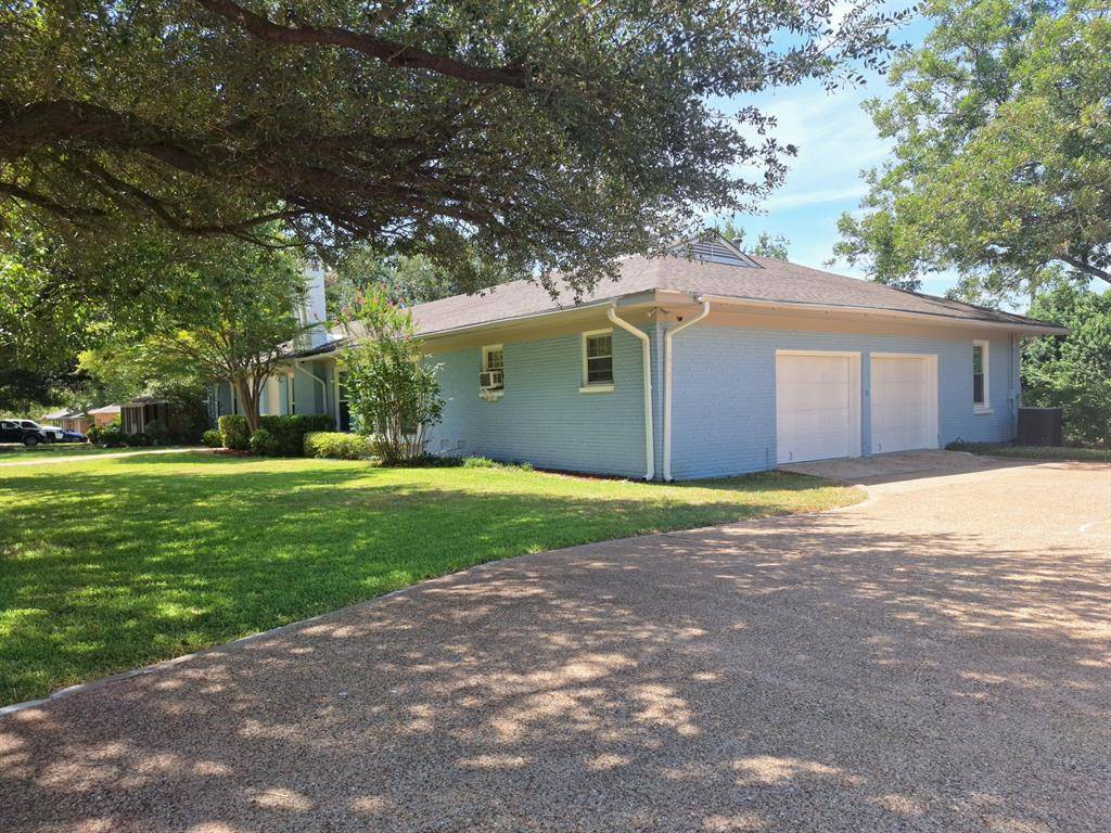 2116 N 33rd Street, Waco, TX 76708