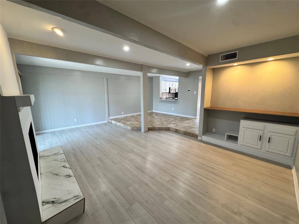 4254 Cuesta Drive, Irving, TX 75038