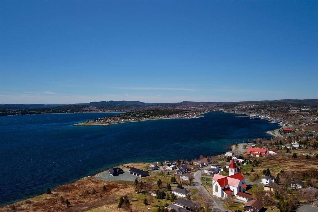14 Mosdells Lane, Bay Roberts, NL A0A 1G0