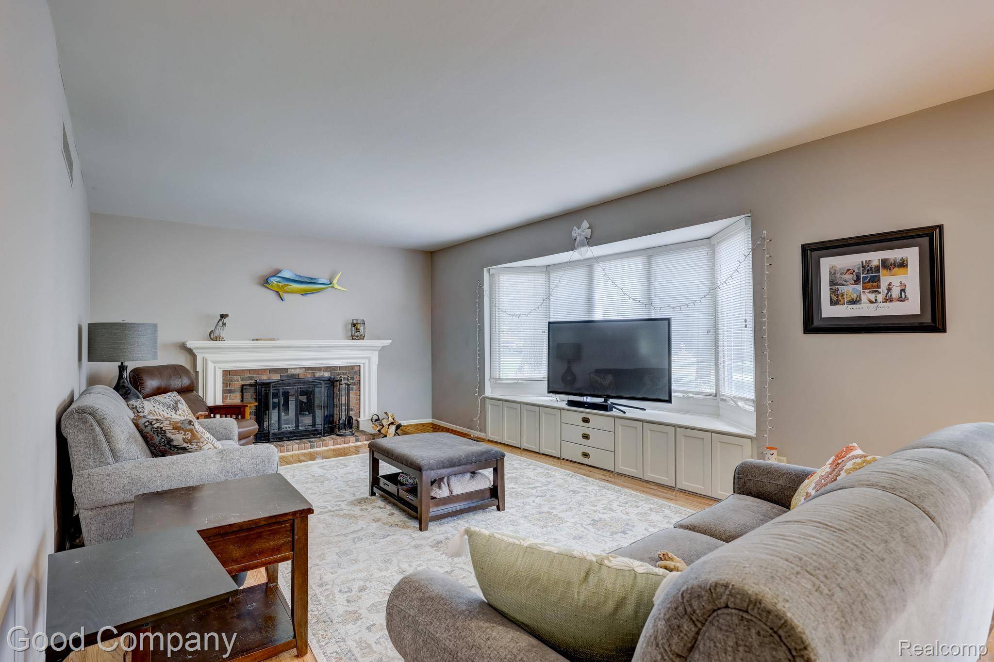 35868 Smithfield CT, Farmington, MI 48335