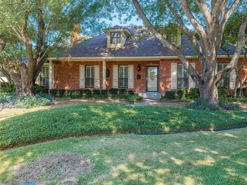 1506 Williamsburg Court, Ennis, TX 75119