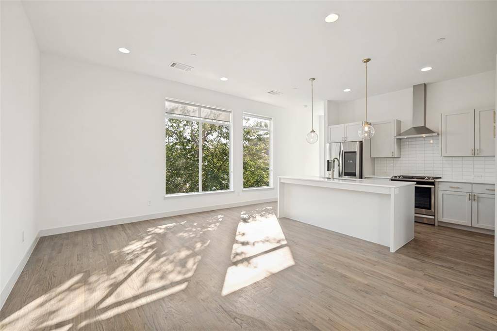 2103 Bennett Avenue #60, Dallas, TX 75206