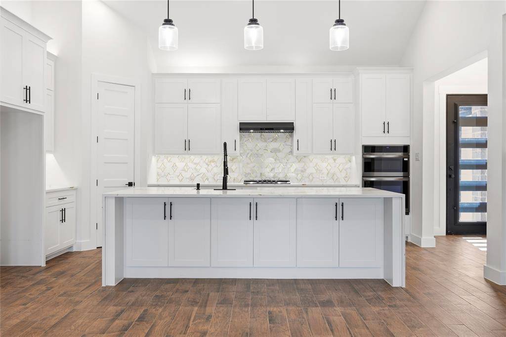 7203 Harris Place, Arlington, TX 76001