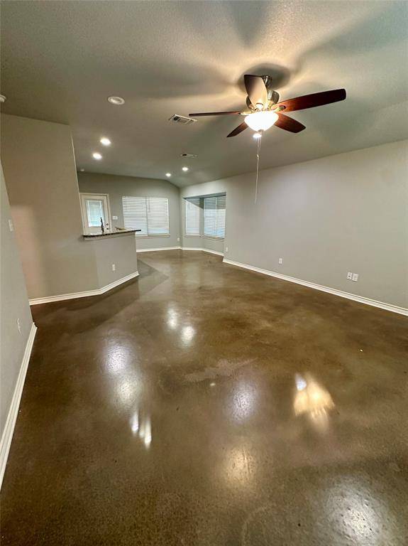 134 Dennis Drive, Azle, TX 76020