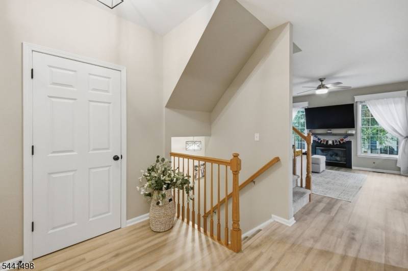 6 Sawgrass Way, Clinton Twp., NJ 08801