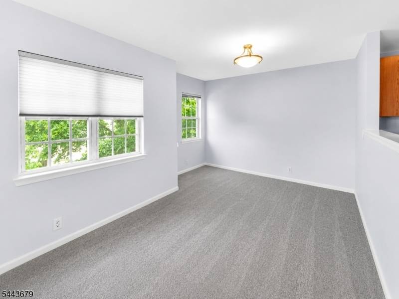 221 Old Farm Dr, Allamuchy Twp., NJ 07838