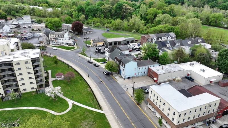 226 S Main St, Phillipsburg Town, NJ 08865
