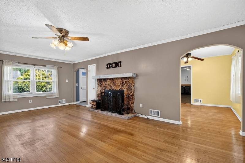 510 Cook Ave, Middlesex Boro, NJ 08846