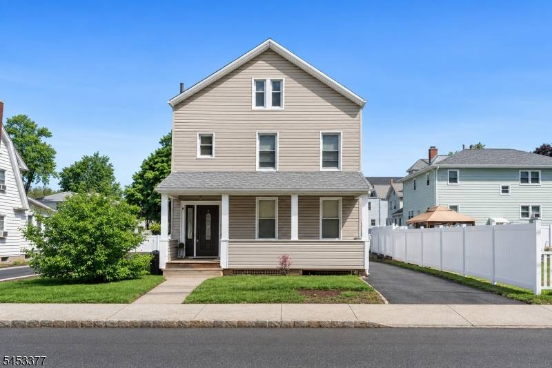 223 Montgomery St, Bloomfield Twp., NJ 07003
