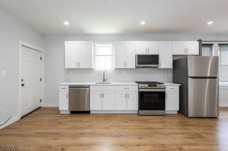 484 Prospect St, East Orange City, NJ 07017