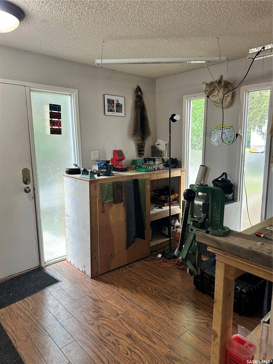 1085 4th AVENUE NW, Moose Jaw, SK S6H 3X2