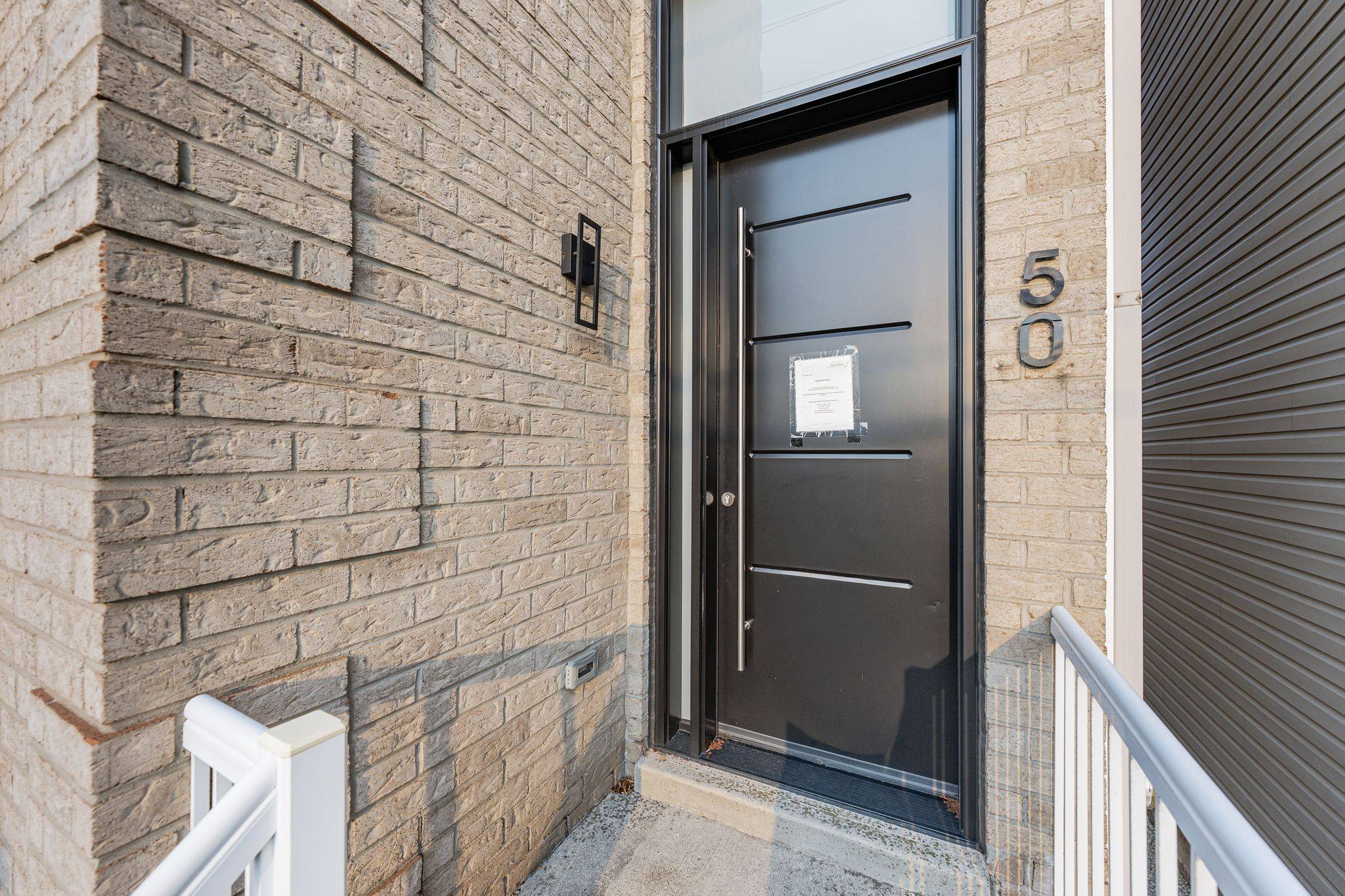 5090 Fairview ST #50, Burlington, ON L7L 7H5
