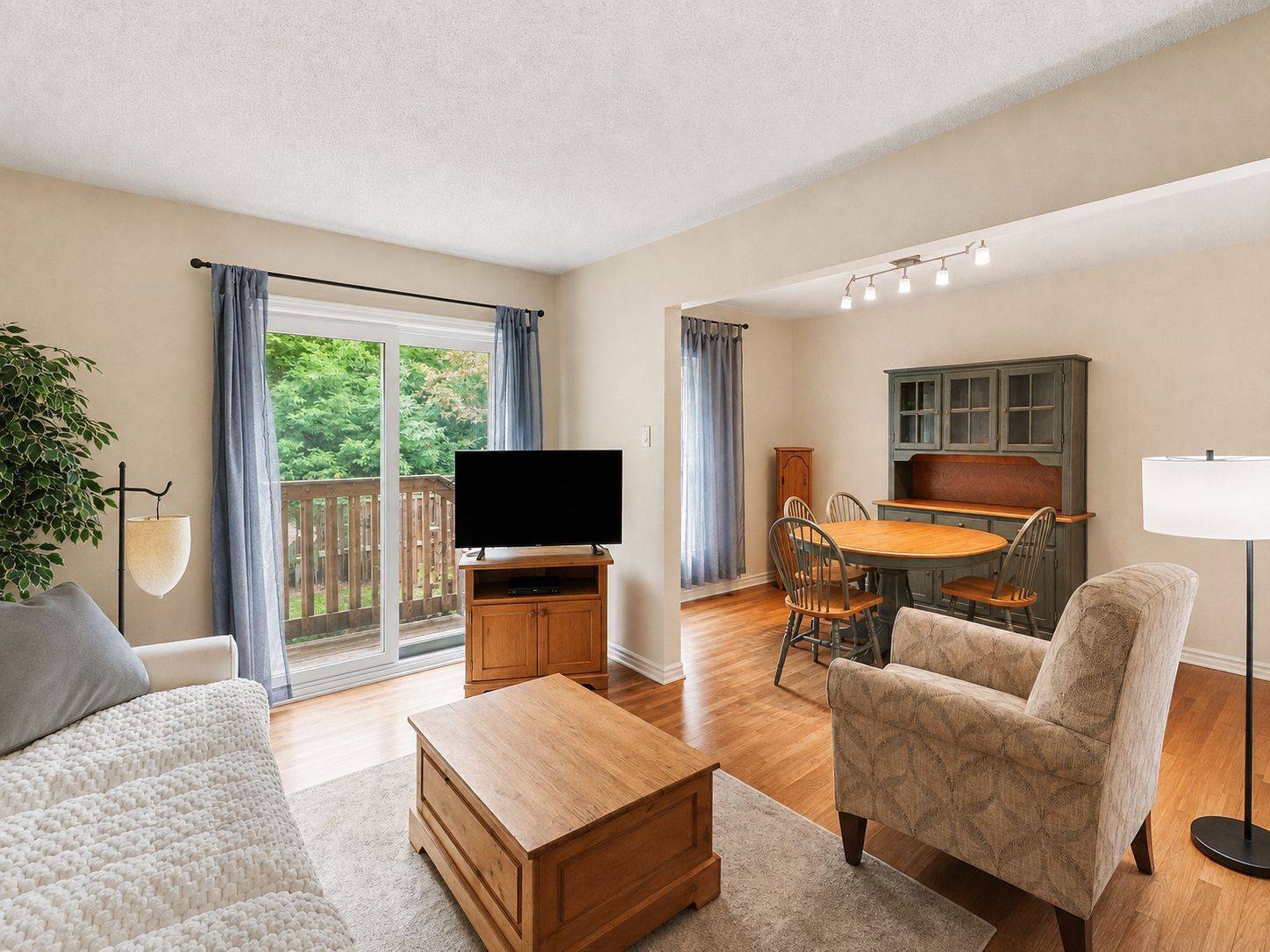 3445 Uplands DR #224, Hunt Club - Windsor Park Village And Area, ON K1V 9N6