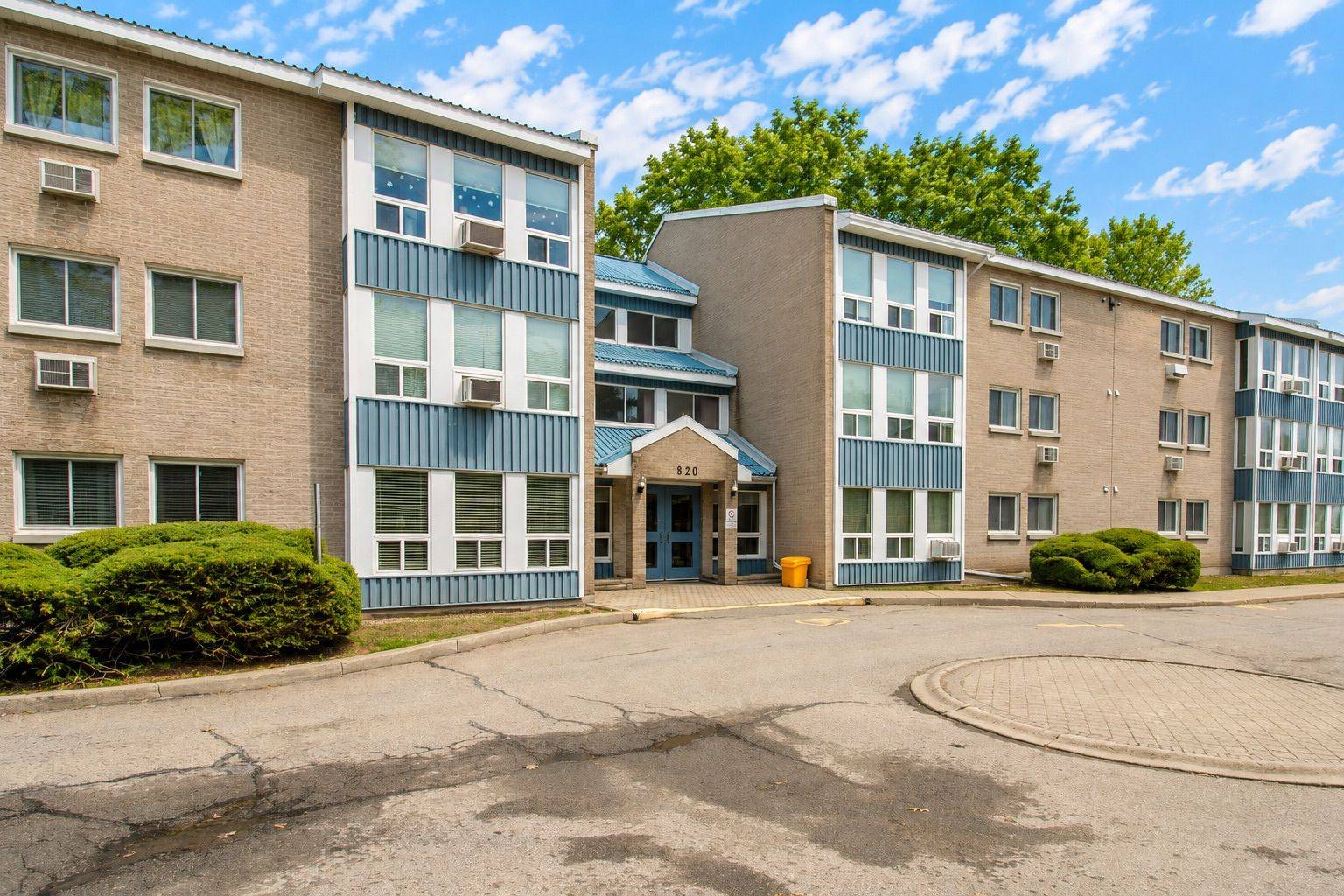 820 Laurier BLVD #106, Brockville, ON K6V 6Z2
