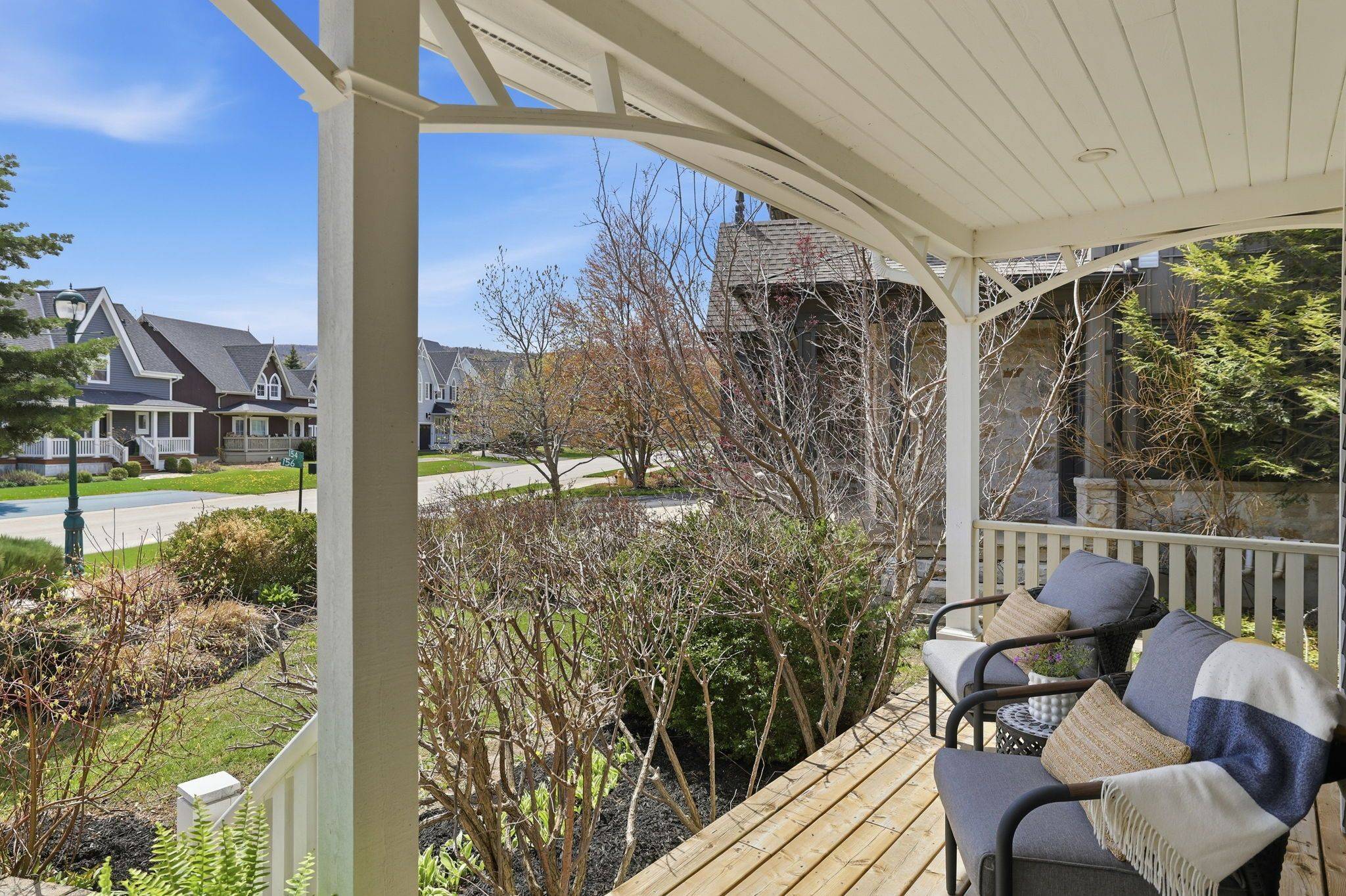 156 Snowbridge WAY, Blue Mountains, ON L9Y 0V1