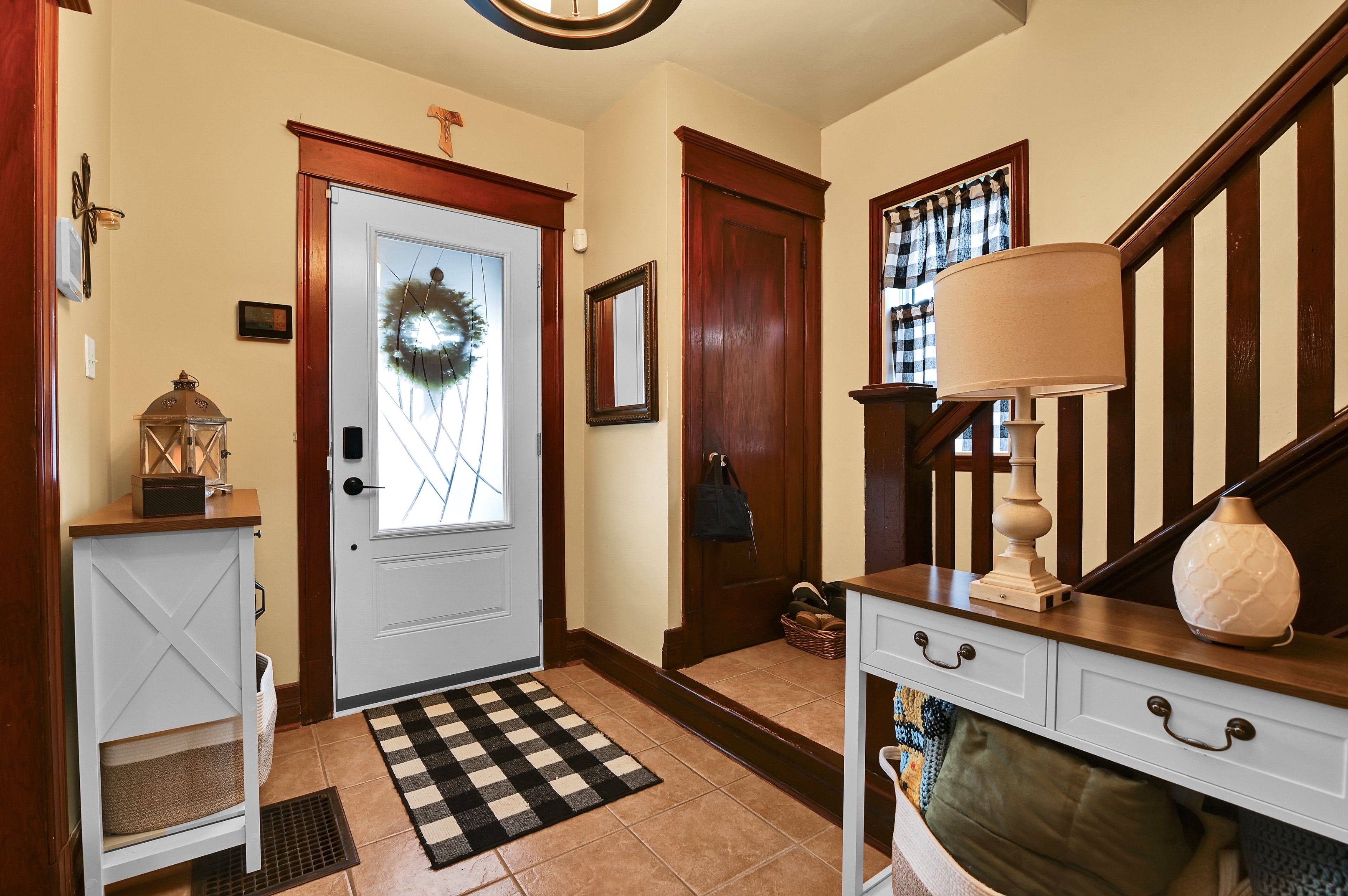 214 Fourth ST W, Cornwall, ON K6J 2S1