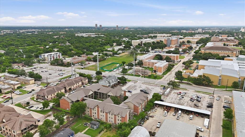 218 N Texas Boulevard #109, Denton, TX 76201