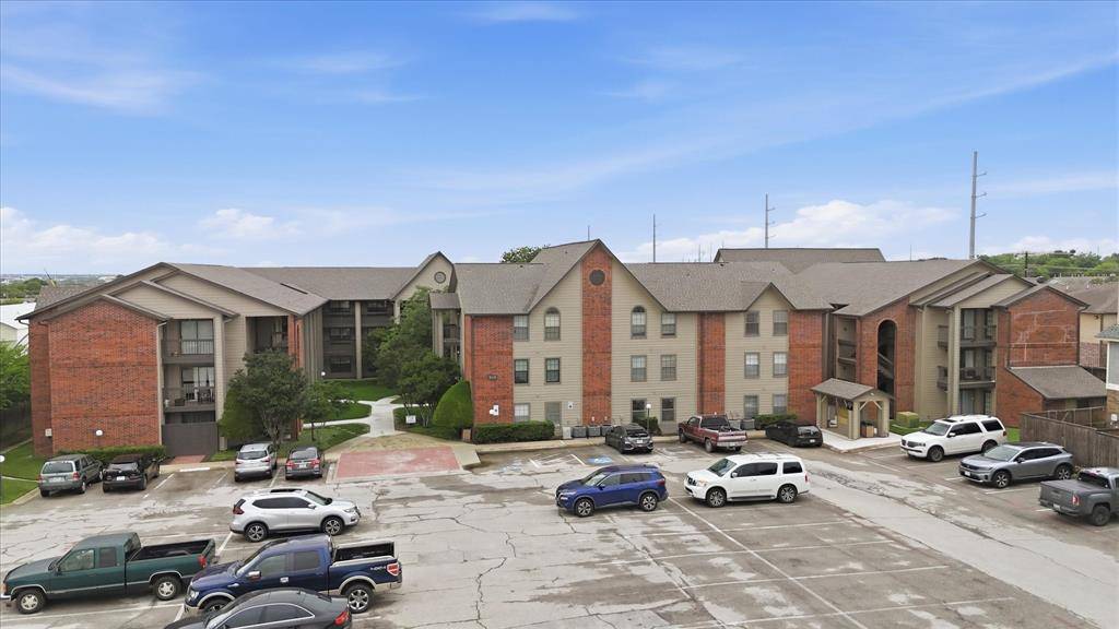 218 N Texas Boulevard #109, Denton, TX 76201