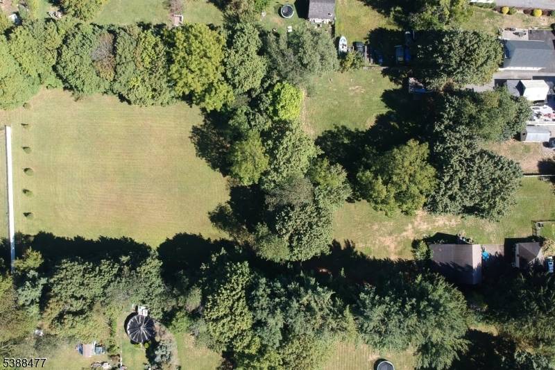 29 Eyland Ave, Roxbury Twp., NJ 07876