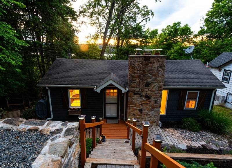 83 Hilltop Trl, Sparta Twp., NJ 07871