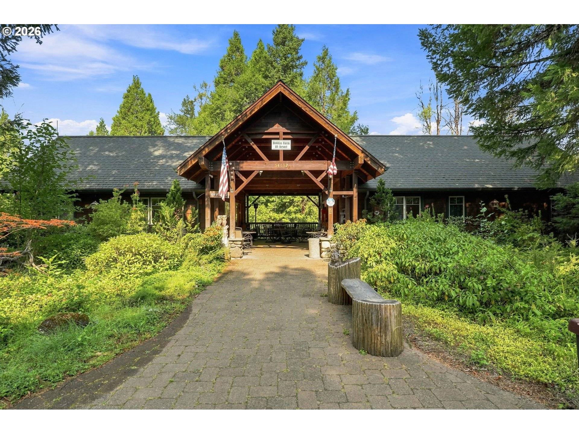 54432 MCKENZIE HWY #24, Blue River, OR 97413