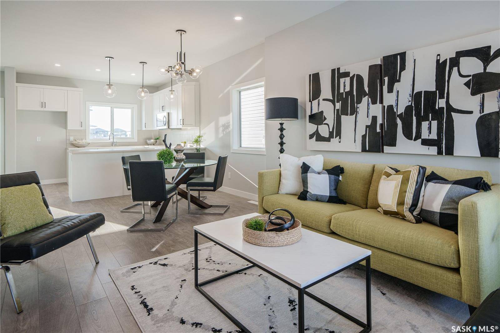 2964 Green Turtle ROAD, Regina, SK S4V 4G4