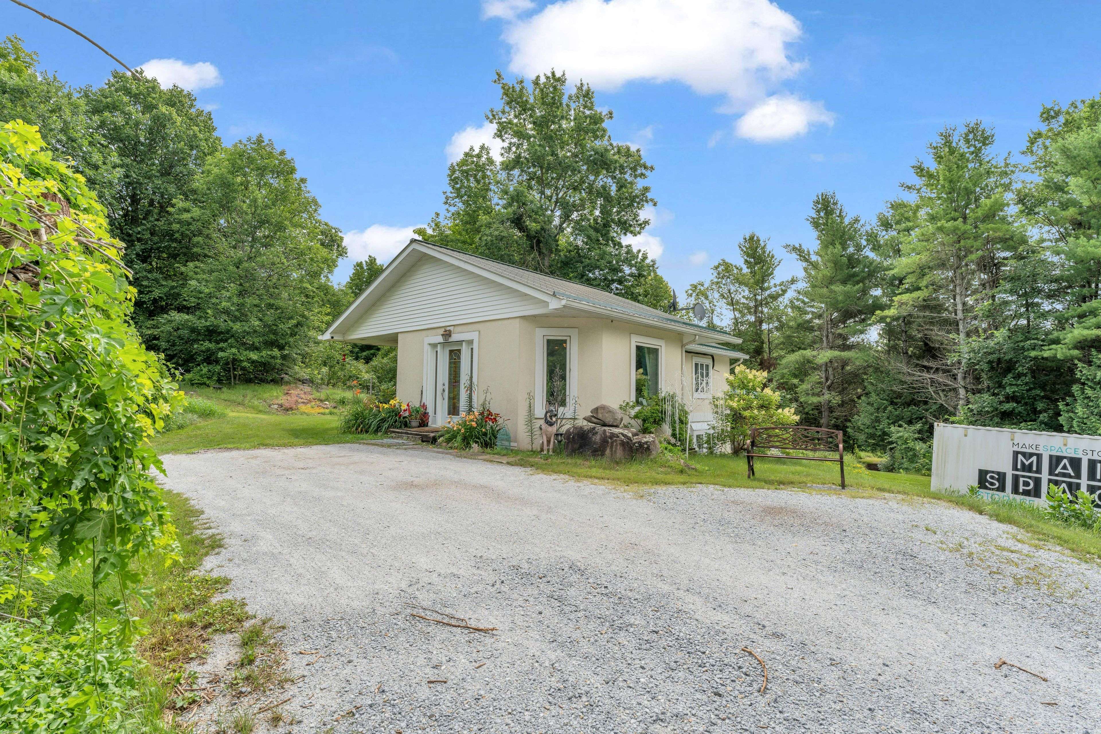 687 Zealand RD, Tay Valley, ON K0H 2B0