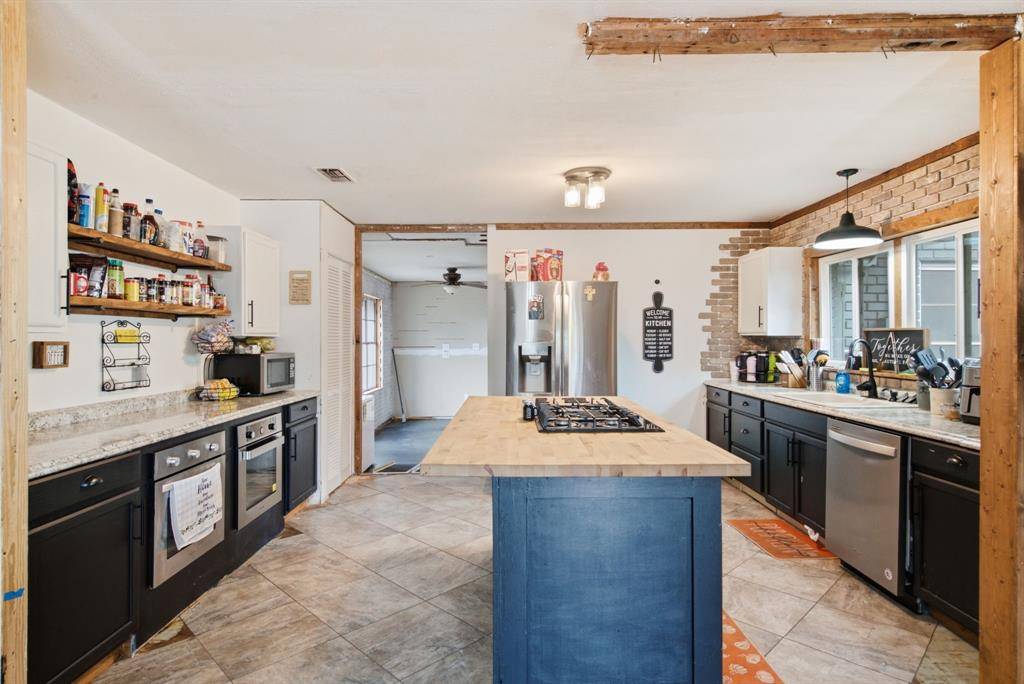 456 Alexander Road, Stephenville, TX 76401