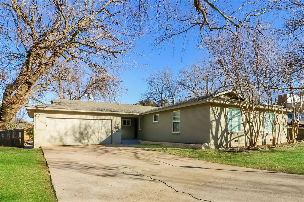 3500 Creston Avenue, Fort Worth, TX 76133
