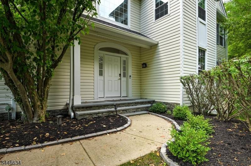 56 Liberty Ridge Rd, Bernards Twp., NJ 07920