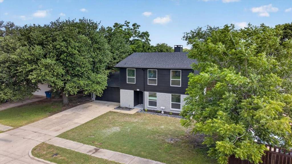 901 Huntington Drive, Lewisville, TX 75067