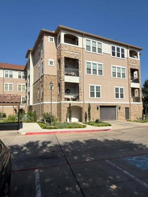 6631 Via Positano #211, Irving, TX 75039