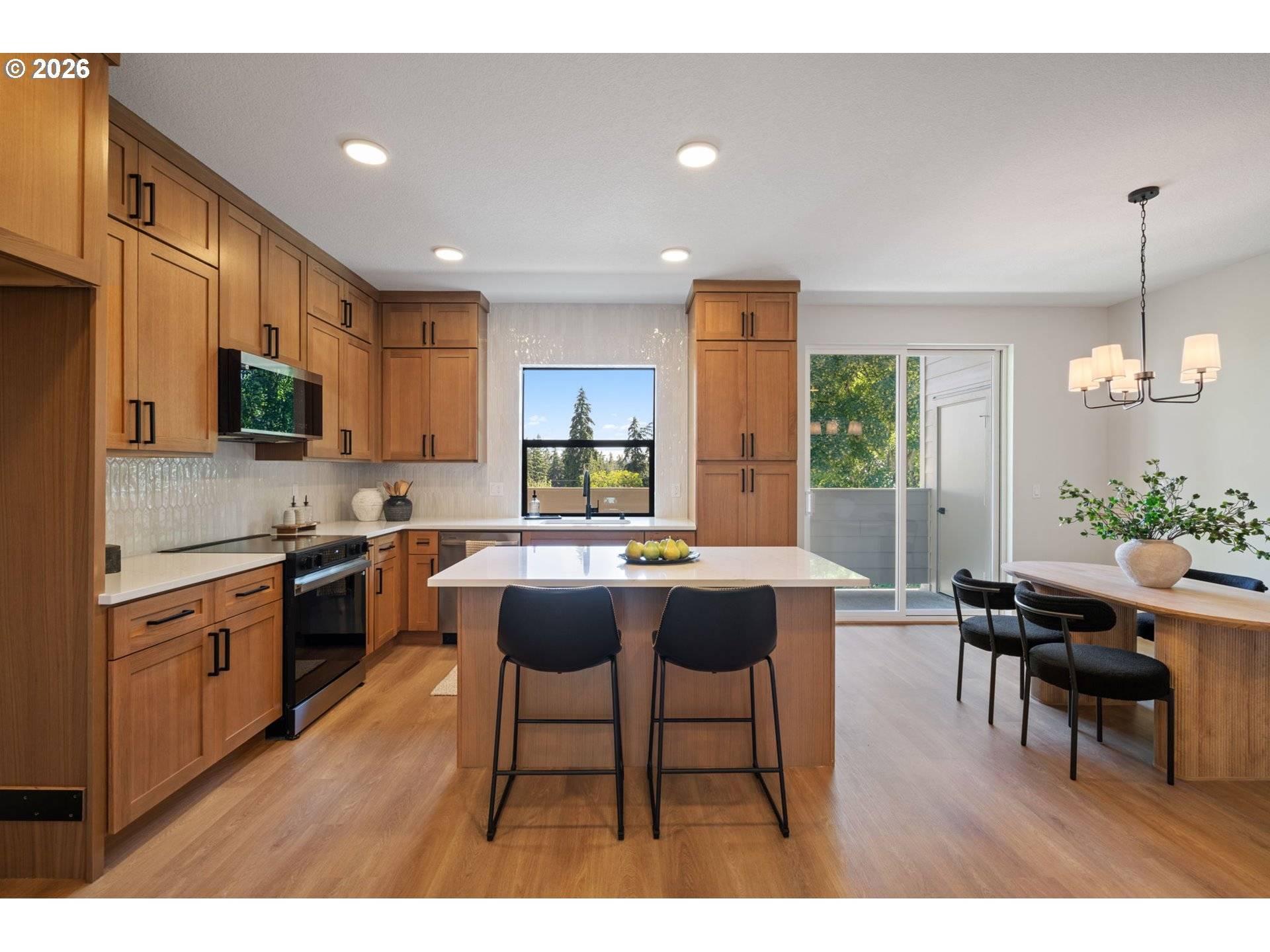 2902 E Mcloughlin BLVD #2, Vancouver, WA 98661