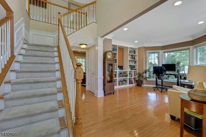81 Lafayette Cir #81, Totowa Boro, NJ 07512