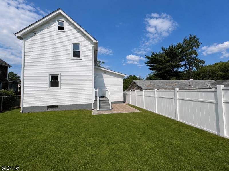 12 Ford Ave, Franklin Twp., NJ 08873