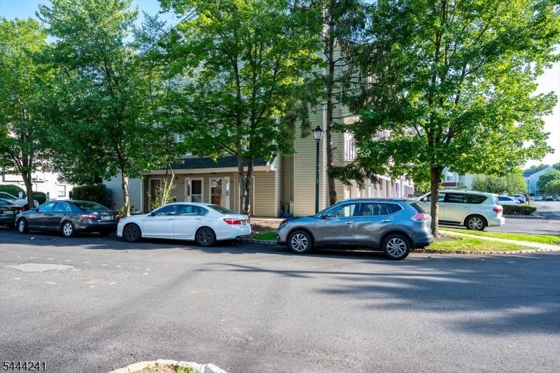 202 Prestwick Way, Edison Twp., NJ 08820