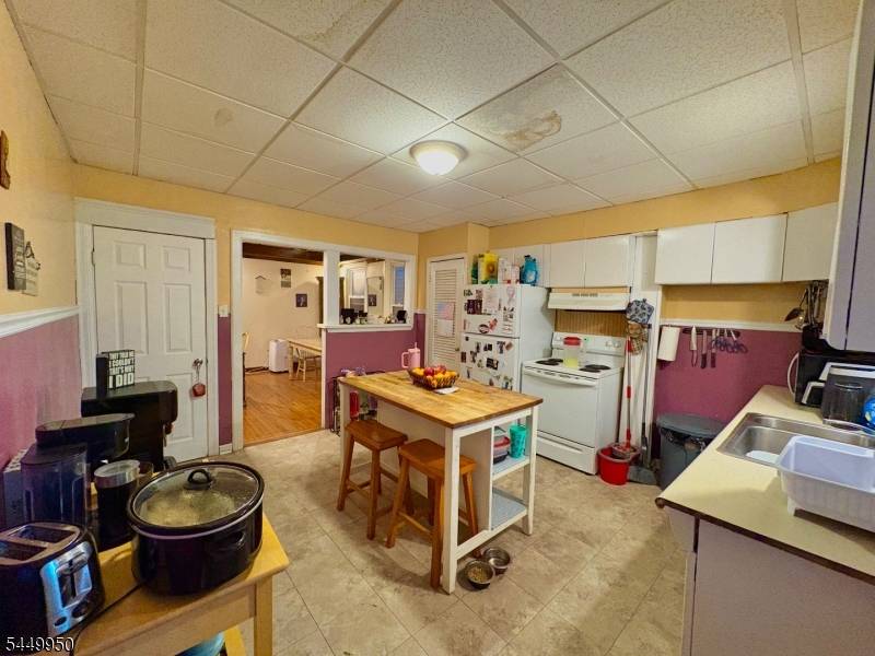 770 Columbus Avenue, Phillipsburg Town, NJ 08865
