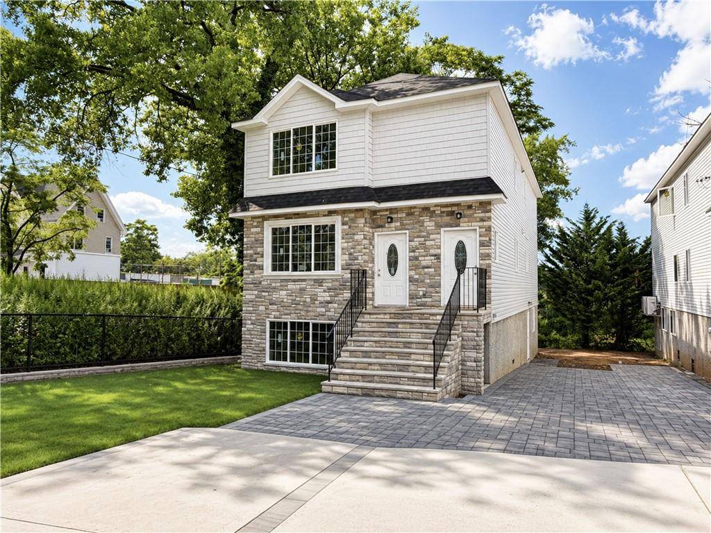 6903 Amboy RD, Brooklyn, NY 10309