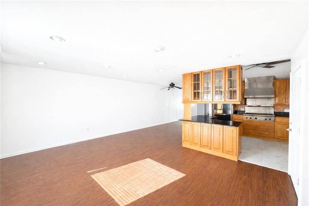 17 Alexander AVE, Staten  Island, NY 10312