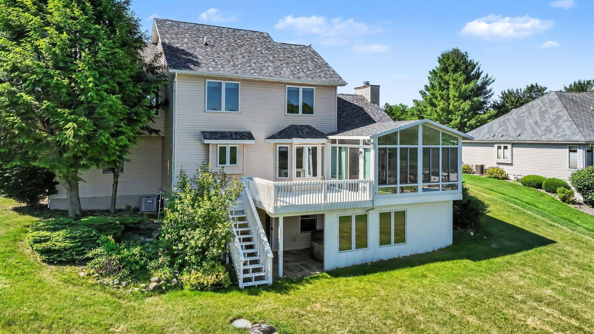 14 Blue Stone RDG, Newton Twp, MI 49014