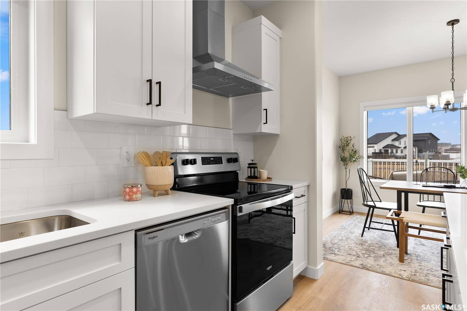 595 Cockcroft COURT, Saskatoon, SK S7V 1Y8
