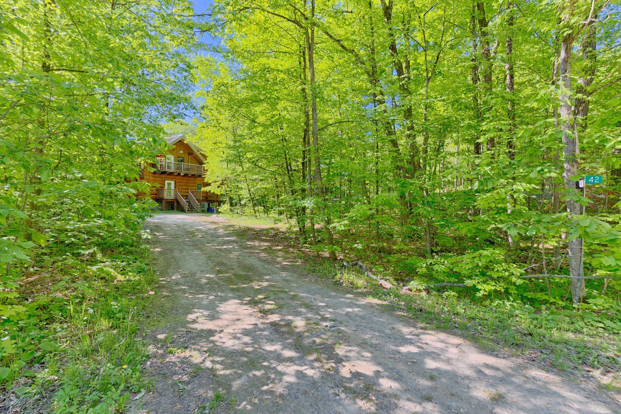 42 Crestview DR, Greater Madawaska, ON K0J 1H0