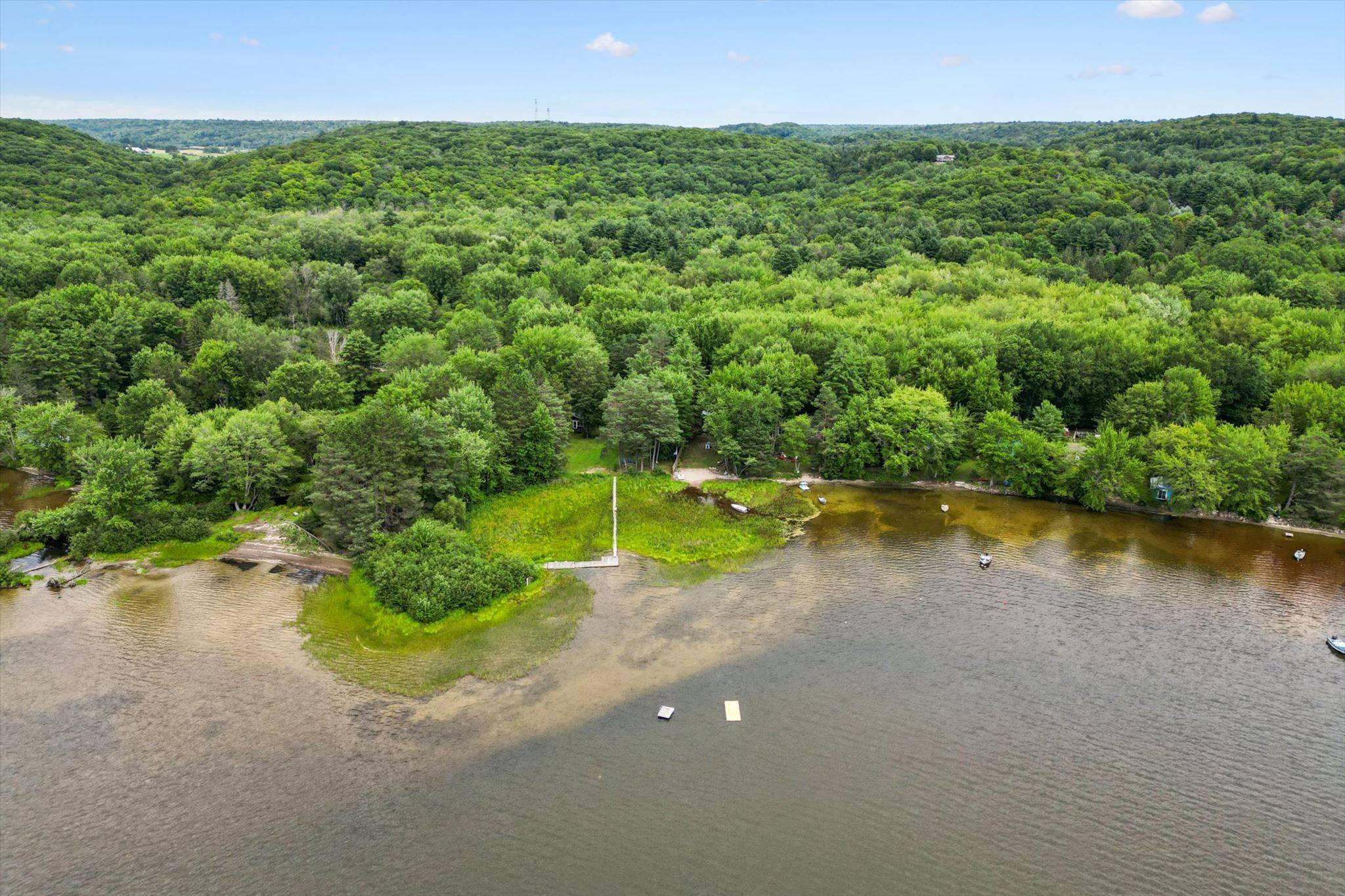 1039 Wonder Beach RD, Muskoka Lakes, ON P0B 1M0
